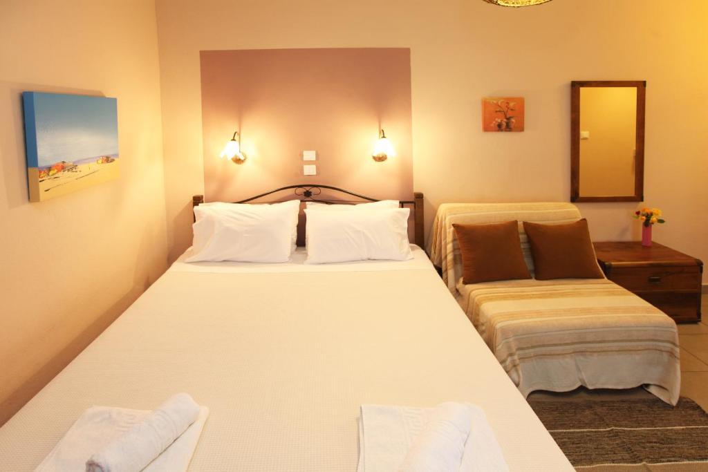 Ostria Hotel Skala Potamia  Room photo